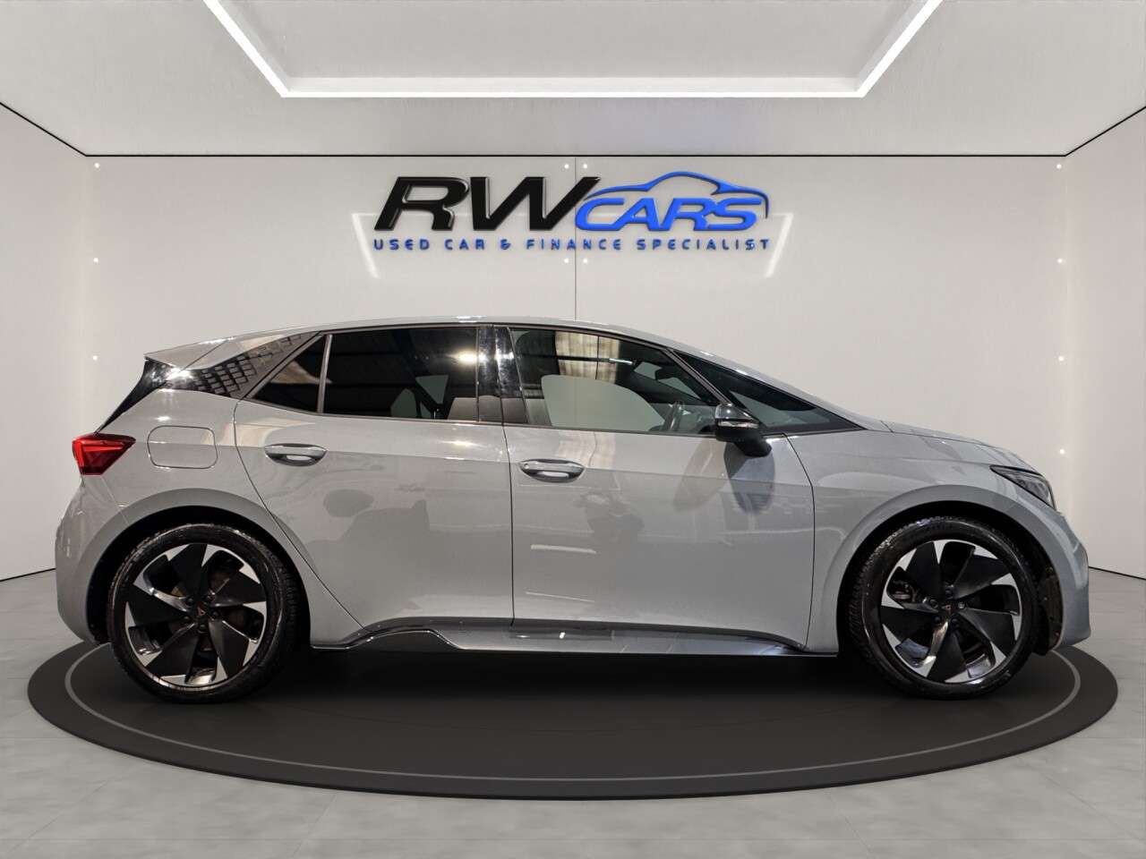 2023 CUPRA BORN 2023 CUPRA BORN