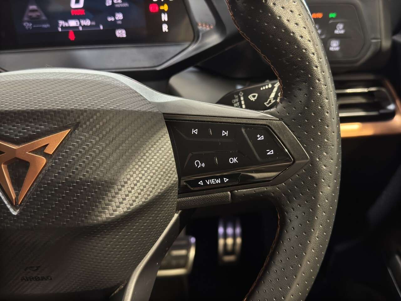 2023 CUPRA BORN 2023 CUPRA BORN