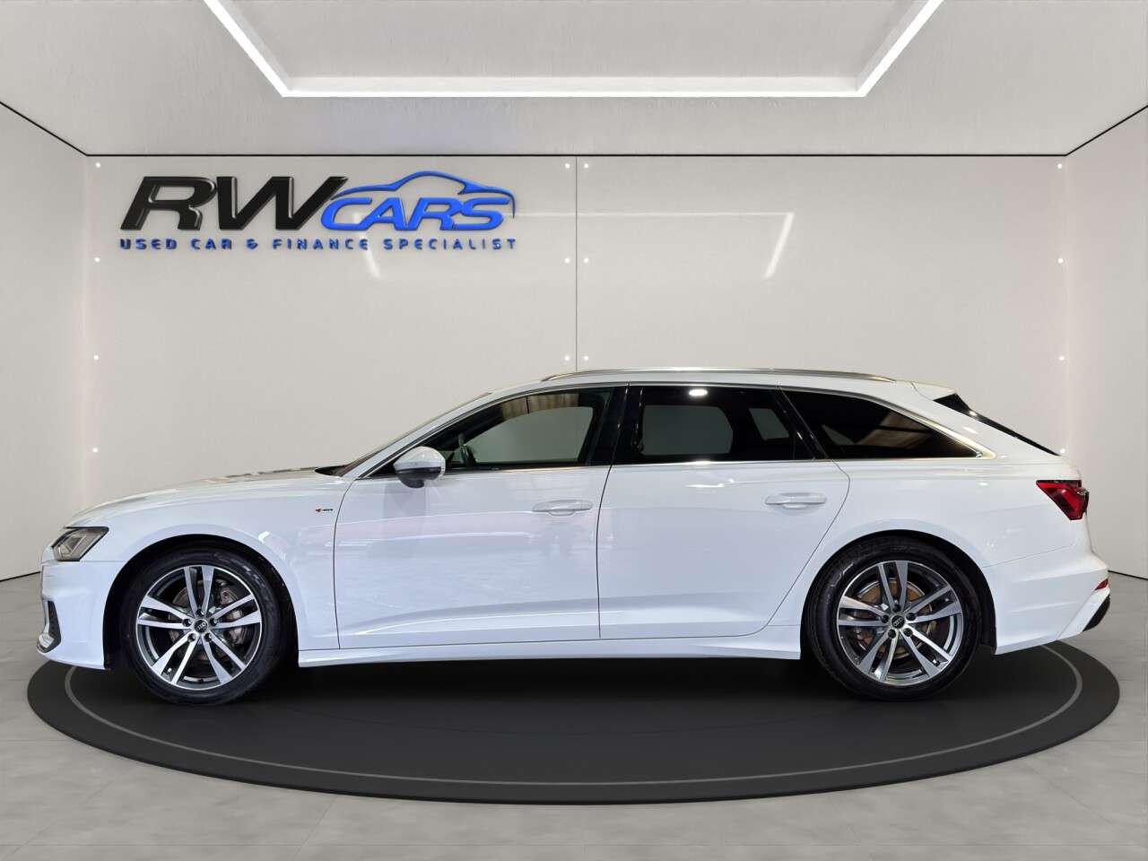 A 2023 AUDI A6 AVANT 2.0 TFSI 40 S line Estate 5dr Petrol S Tronic Euro 6 (s/s) (204 ps) A 2023 AUDI A6 AVANT 2.0 TFSI 40 S line Estate 5dr Petrol S Tronic Euro 6 (s/s) (204 ps)