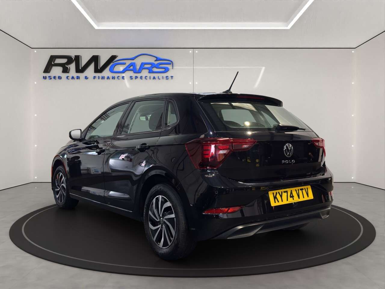 A 2024 VOLKSWAGEN POLO 1.0 EVO Life Hatchback 5dr Petrol Manual Euro 6 (s/s) (80 ps) A 2024 VOLKSWAGEN POLO 1.0 EVO Life Hatchback 5dr Petrol Manual Euro 6 (s/s) (80 ps)