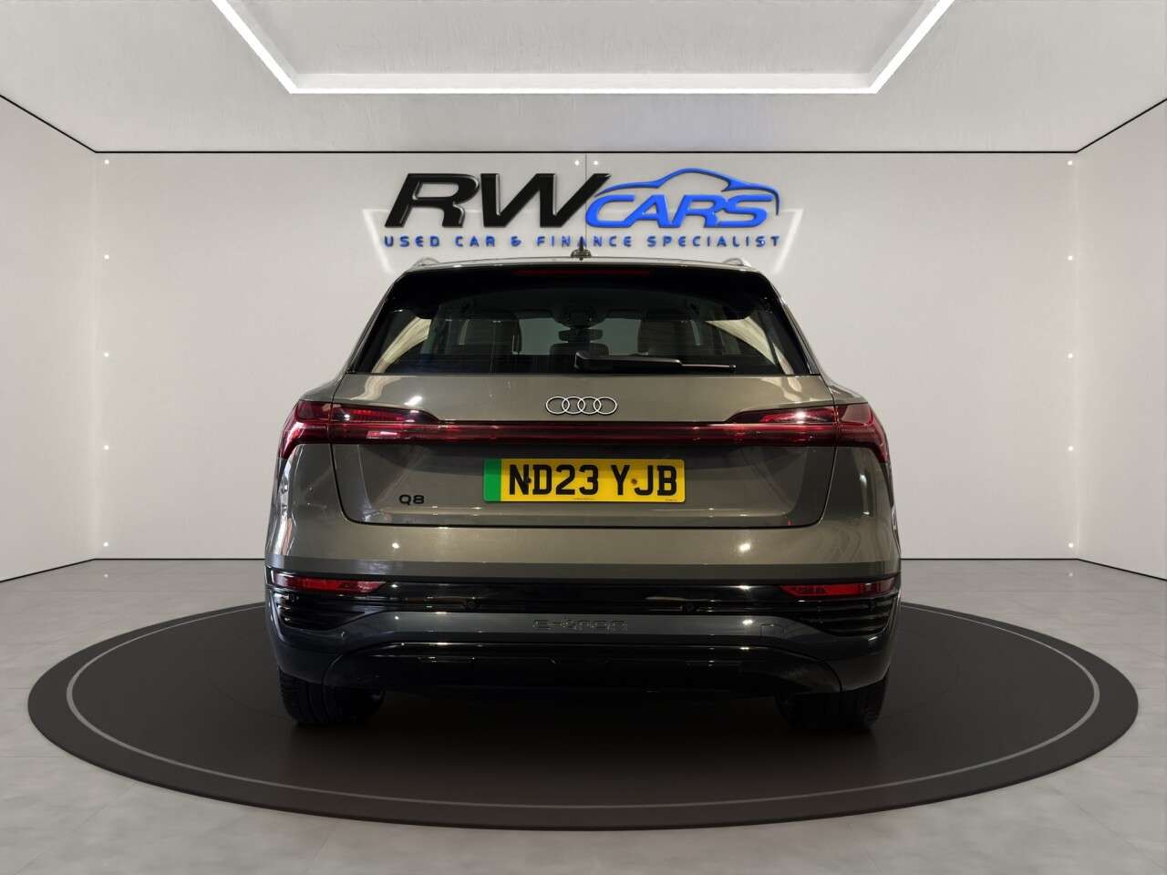 2023 AUDI Q8 E-TRON 2023 AUDI Q8 E-TRON
