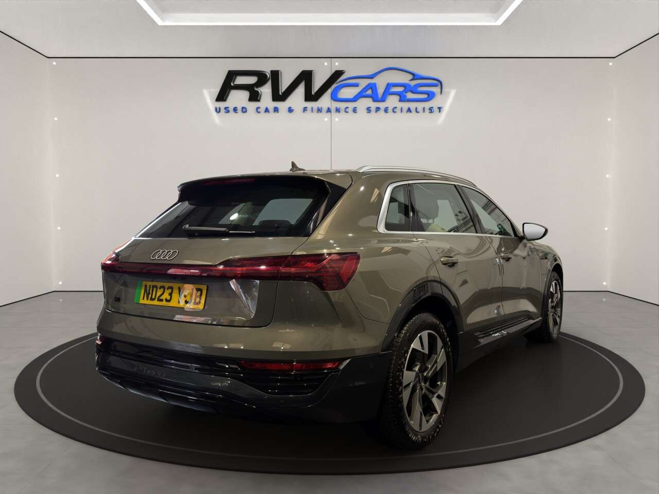 2023 AUDI Q8 E-TRON 2023 AUDI Q8 E-TRON