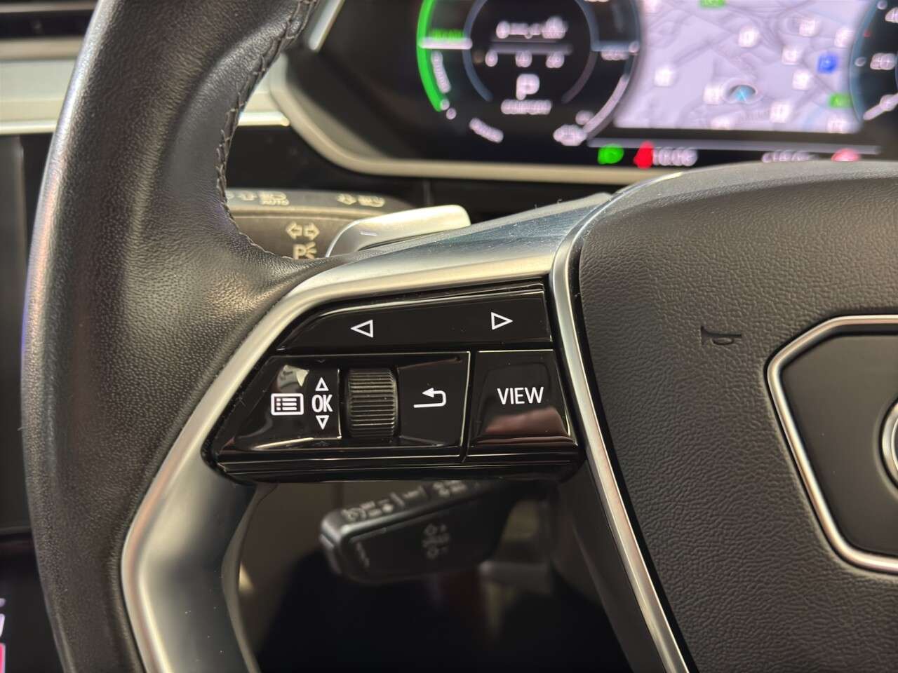 2023 AUDI Q8 E-TRON 2023 AUDI Q8 E-TRON