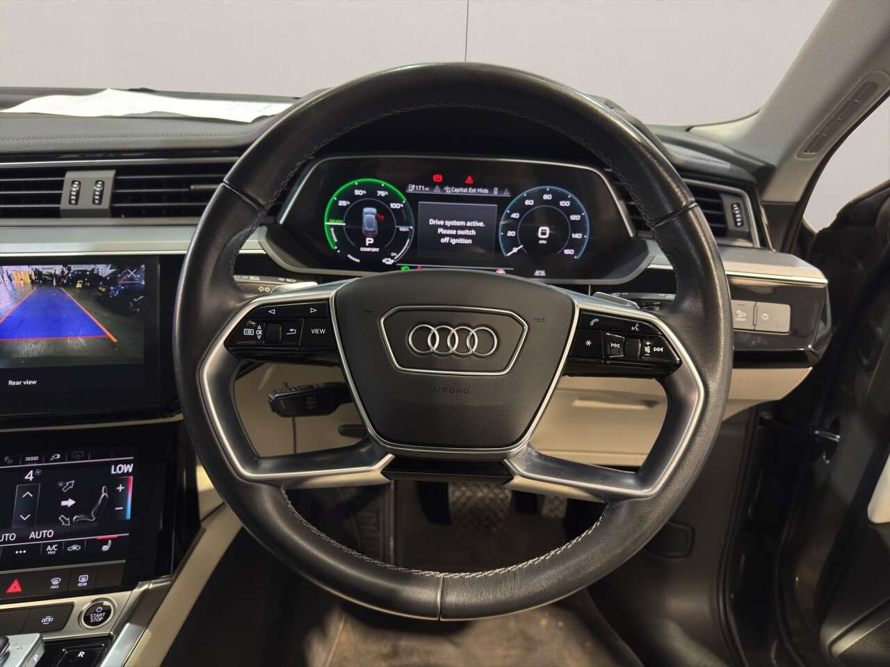 2023 AUDI Q8 E-TRON 2023 AUDI Q8 E-TRON