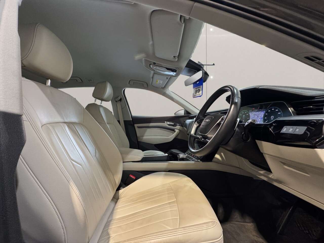 2023 AUDI Q8 E-TRON 2023 AUDI Q8 E-TRON