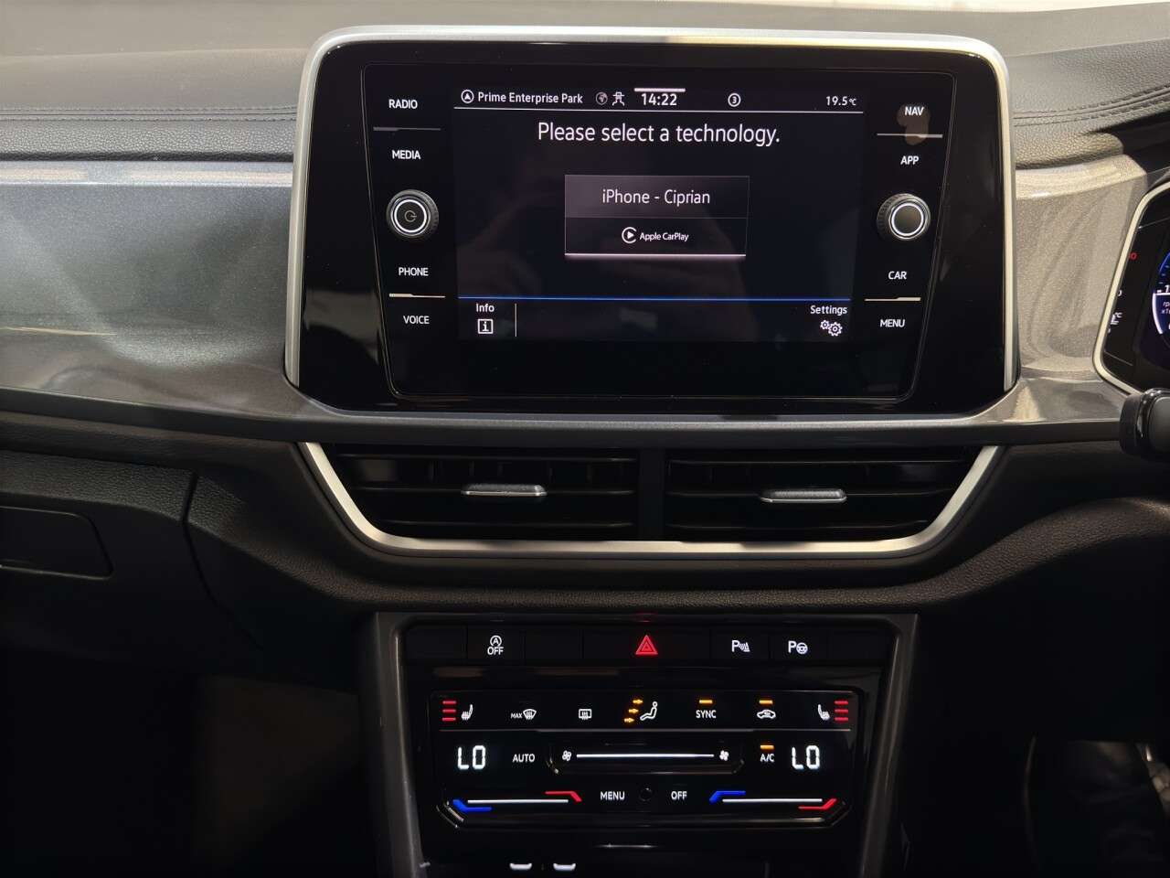 2023 VOLKSWAGEN T-ROC 2023 VOLKSWAGEN T-ROC