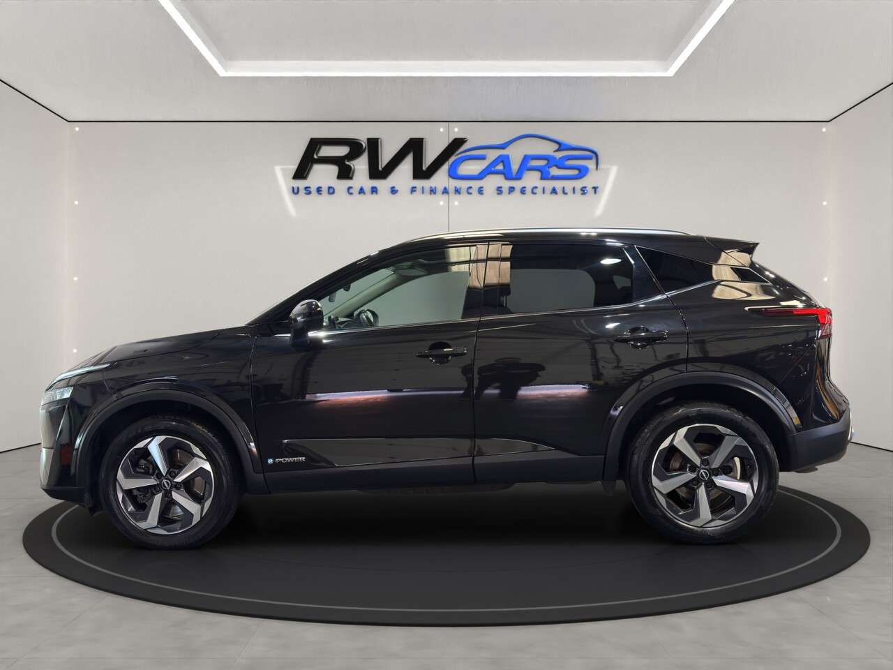 A 2024 NISSAN QASHQAI 1.5 h e-POWER N-Connecta SUV 5dr Petrol Hybrid Auto Euro 6 (s/s) (190 ps) A 2024 NISSAN QASHQAI 1.5 h e-POWER N-Connecta SUV 5dr Petrol Hybrid Auto Euro 6 (s/s) (190 ps)
