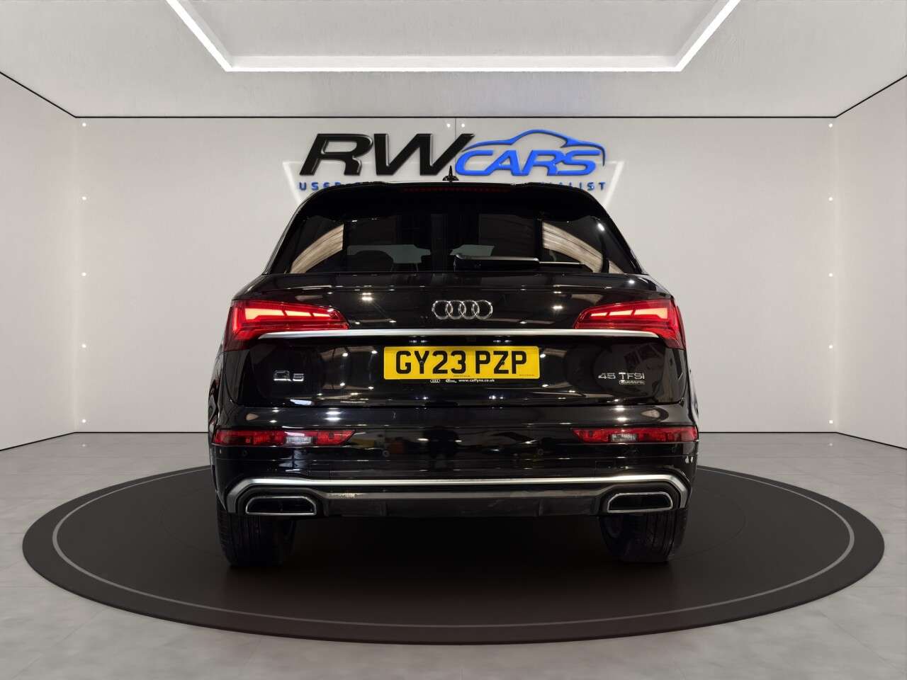 A 2023 AUDI Q5 2.0 TFSI 45 S line SUV 5dr Petrol S Tronic quattro Euro 6 (s/s) (265 ps) A 2023 AUDI Q5 2.0 TFSI 45 S line SUV 5dr Petrol S Tronic quattro Euro 6 (s/s) (265 ps)