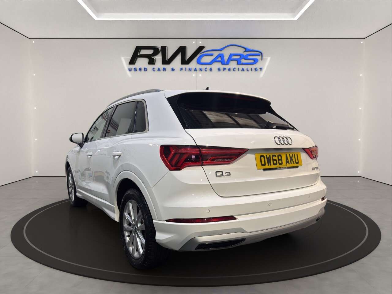 A 2019 AUDI Q3 1.5 TFSI CoD 35 Sport SUV 5dr Petrol Manual Euro 6 (s/s) (150 ps) A 2019 AUDI Q3 1.5 TFSI CoD 35 Sport SUV 5dr Petrol Manual Euro 6 (s/s) (150 ps)