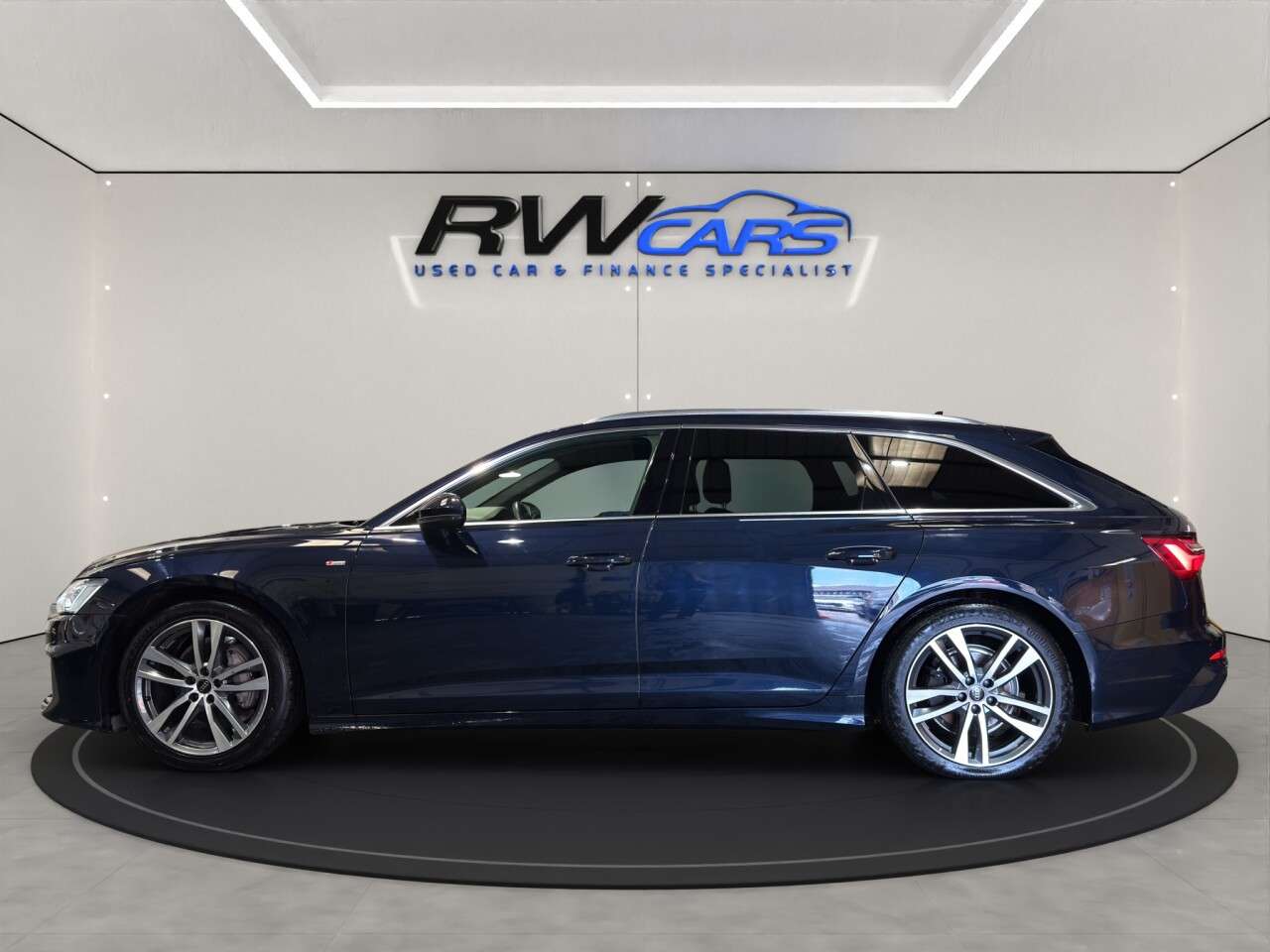 A 2023 AUDI A6 AVANT 2.0 TFSI 40 S line Estate 5dr Petrol S Tronic Euro 6 (s/s) (204 ps) A 2023 AUDI A6 AVANT 2.0 TFSI 40 S line Estate 5dr Petrol S Tronic Euro 6 (s/s) (204 ps)