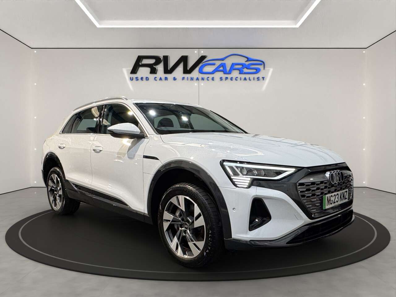 2023 AUDI Q8 E-TRON 2023 AUDI Q8 E-TRON