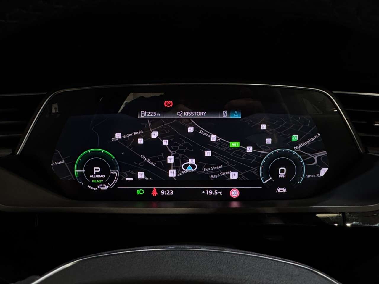 2023 AUDI Q8 E-TRON 2023 AUDI Q8 E-TRON