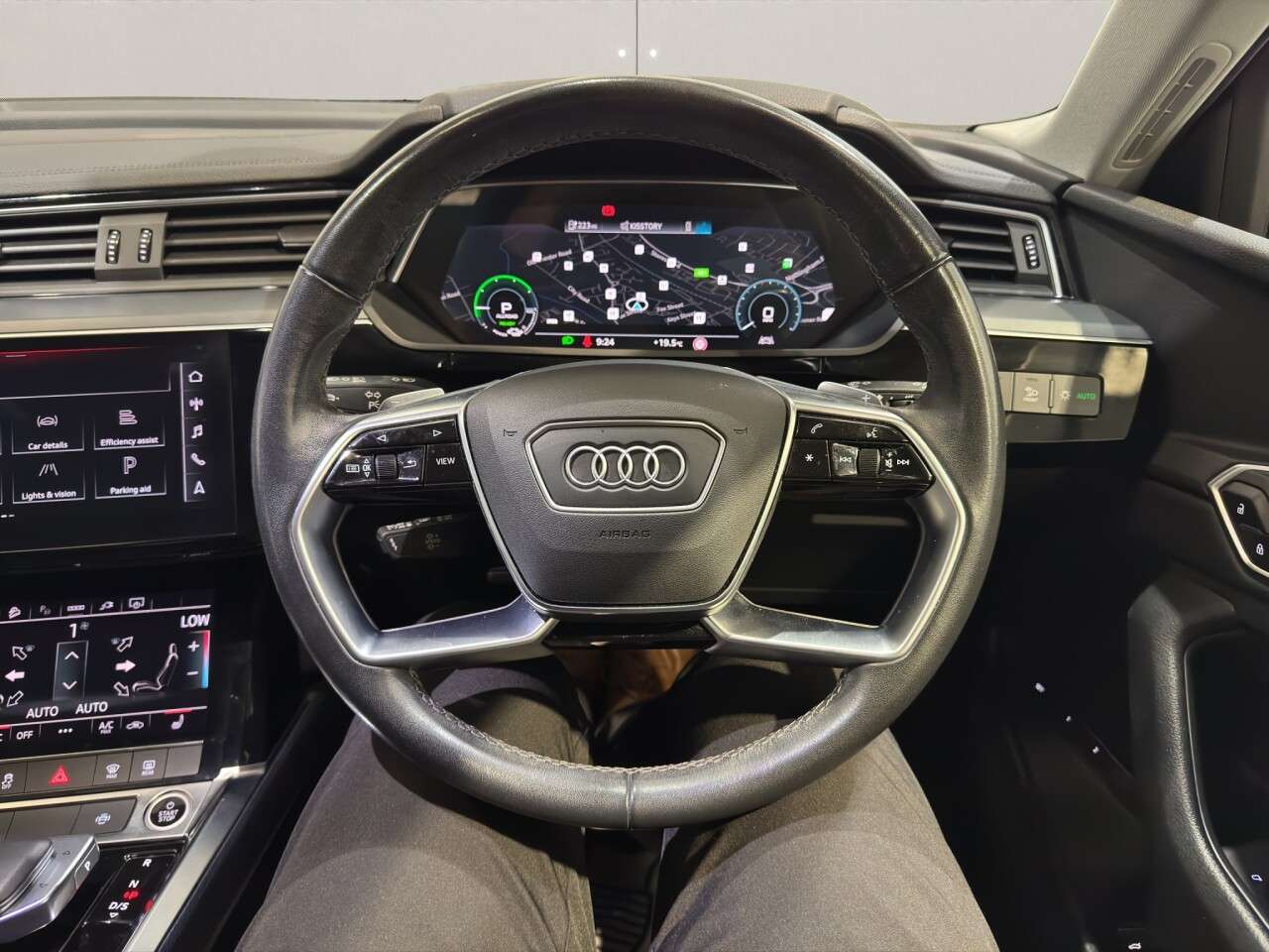 2023 AUDI Q8 E-TRON 2023 AUDI Q8 E-TRON