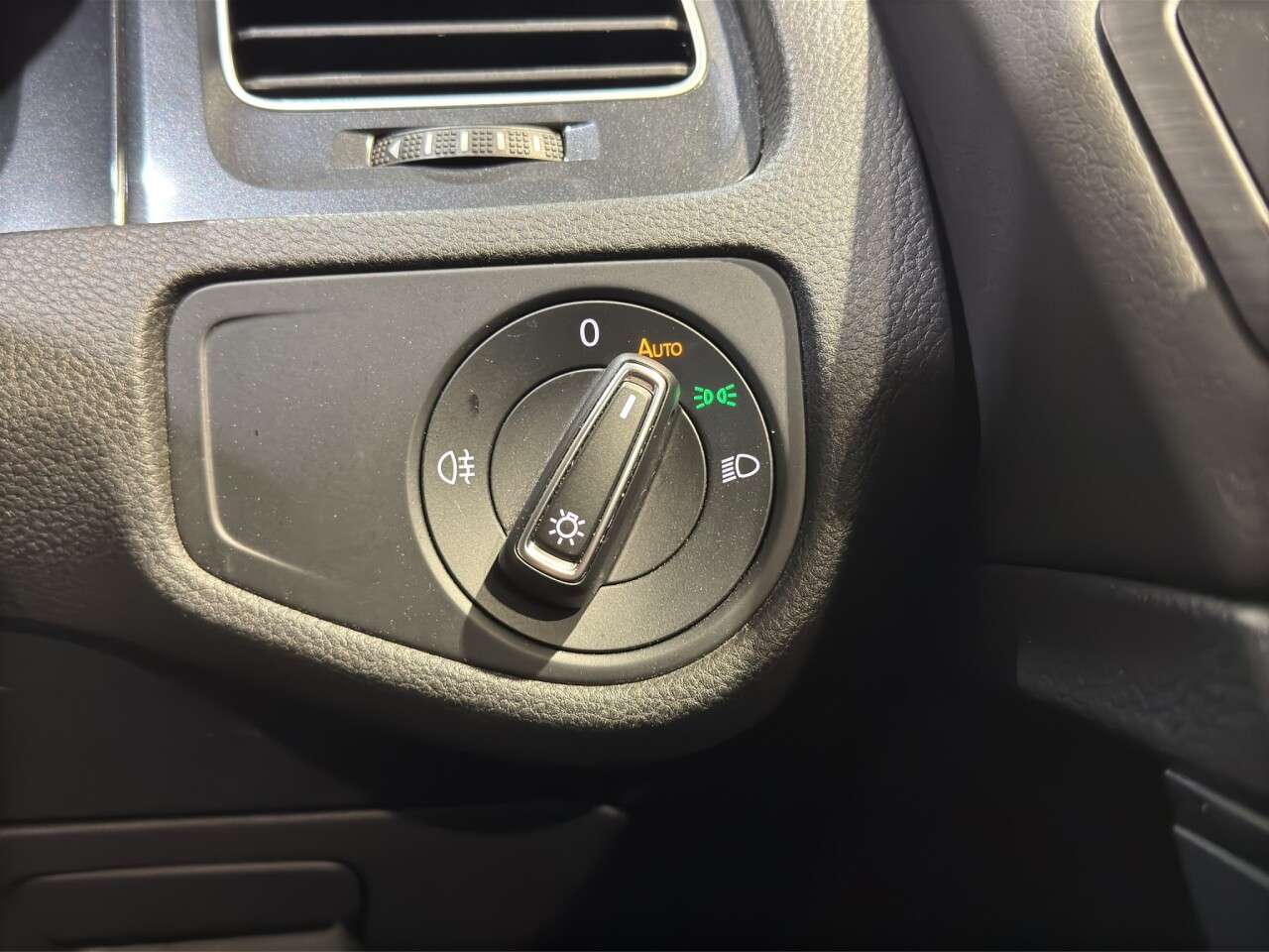 2018 VOLKSWAGEN GOLF 2018 VOLKSWAGEN GOLF