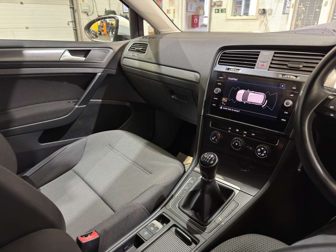 2018 VOLKSWAGEN GOLF 2018 VOLKSWAGEN GOLF