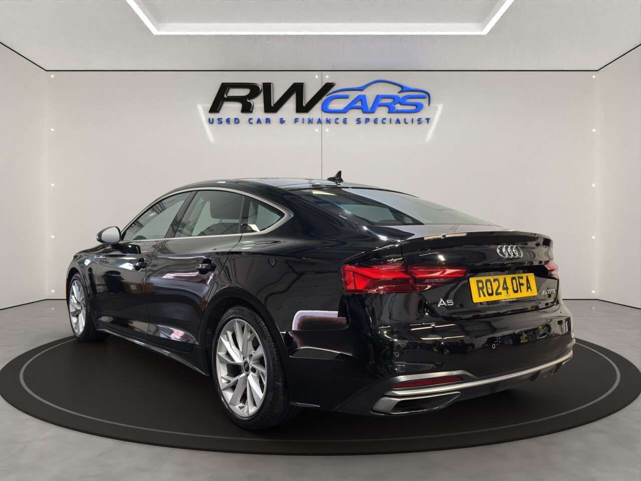 A 2024 AUDI A5 2.0 TFSI 35 Sport Sportback 5dr Petrol S Tronic Euro 6 (s/s) (150 ps) A 2024 AUDI A5 2.0 TFSI 35 Sport Sportback 5dr Petrol S Tronic Euro 6 (s/s) (150 ps)