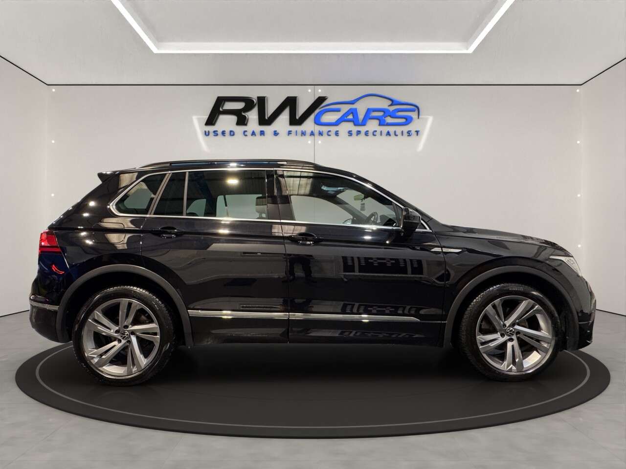 2023 VOLKSWAGEN TIGUAN 2023 VOLKSWAGEN TIGUAN