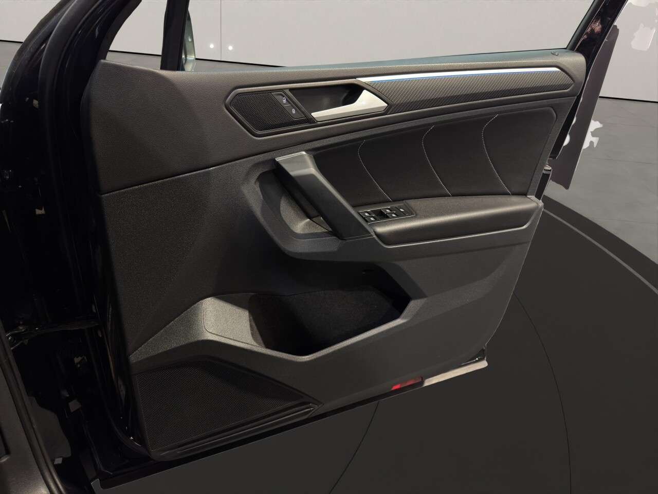 2023 VOLKSWAGEN TIGUAN 2023 VOLKSWAGEN TIGUAN