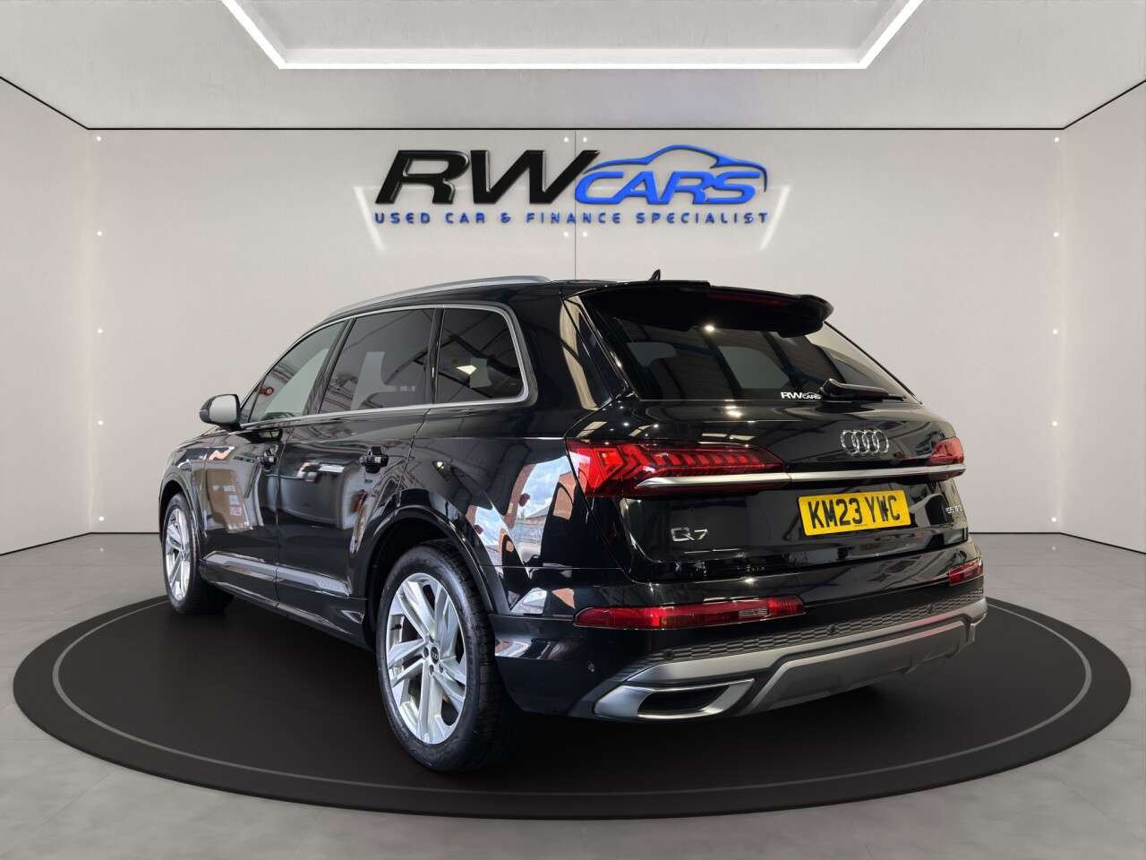 A 2023 AUDI Q7 3.0 TFSI V6 55 S line SUV 5dr Petrol Tiptronic quattro Euro 6 (s/s) (340 ps A 2023 AUDI Q7 3.0 TFSI V6 55 S line SUV 5dr Petrol Tiptronic quattro Euro 6 (s/s) (340 ps