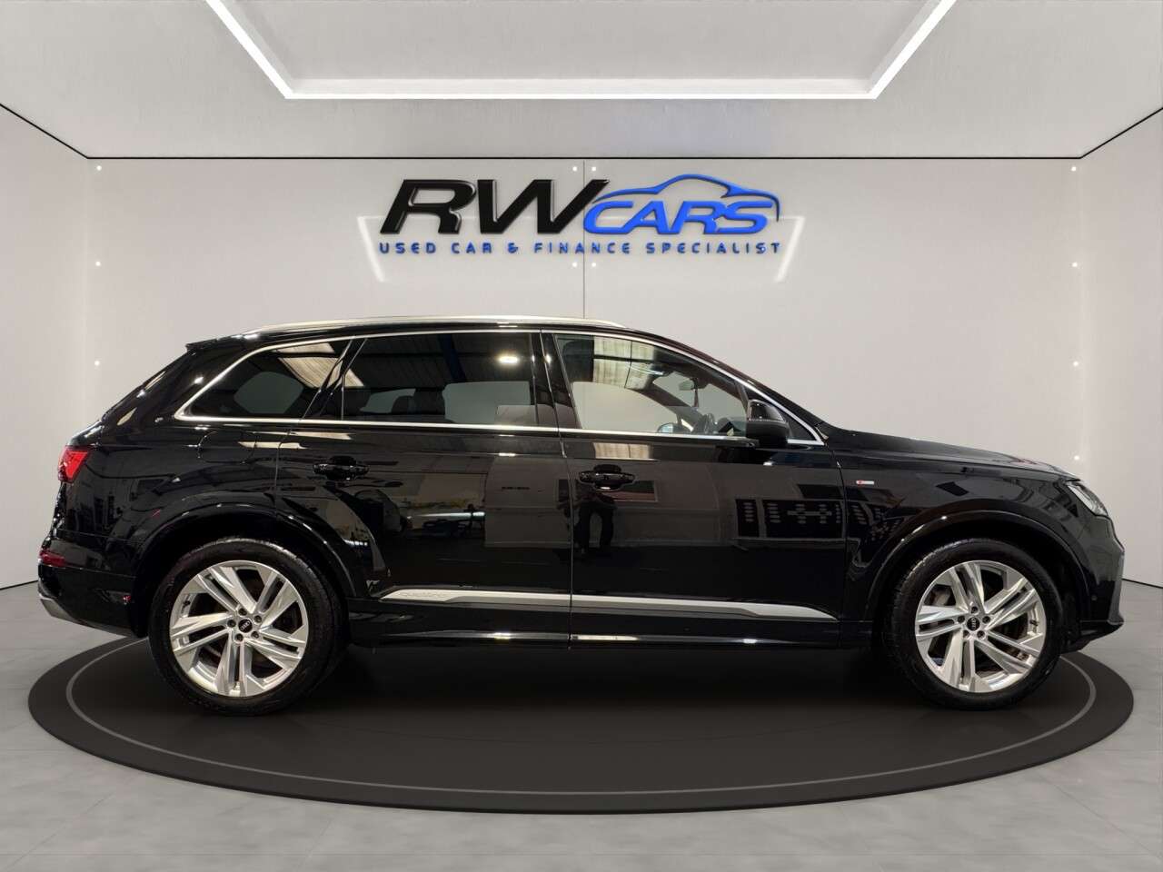 2023 AUDI Q7 2023 AUDI Q7