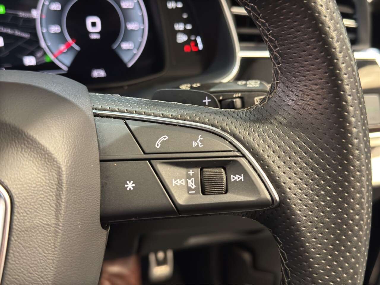 2023 AUDI Q7 2023 AUDI Q7