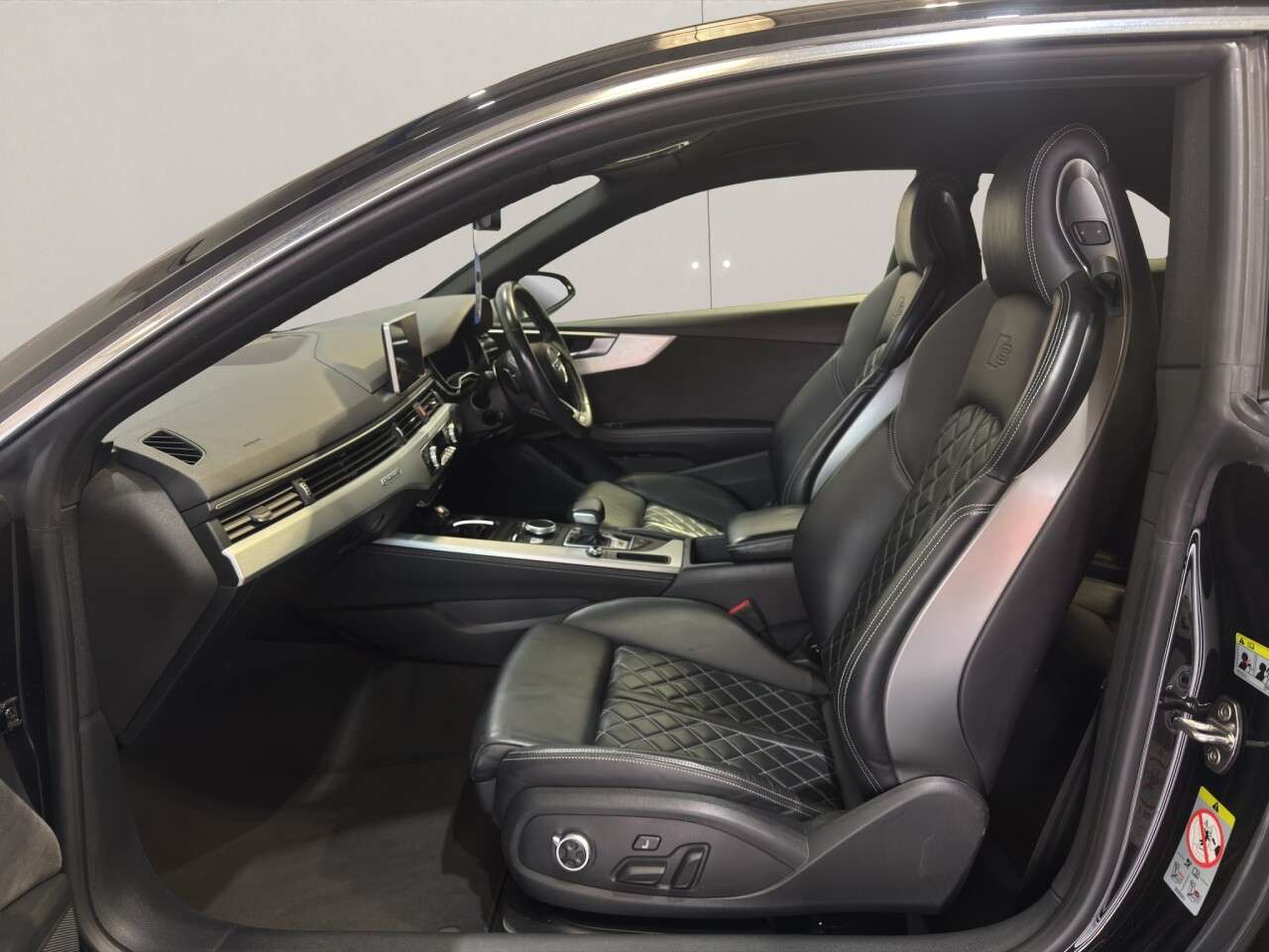 2018 AUDI S5 2018 AUDI S5