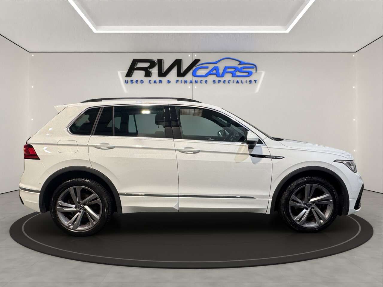 2023 VOLKSWAGEN TIGUAN 2023 VOLKSWAGEN TIGUAN