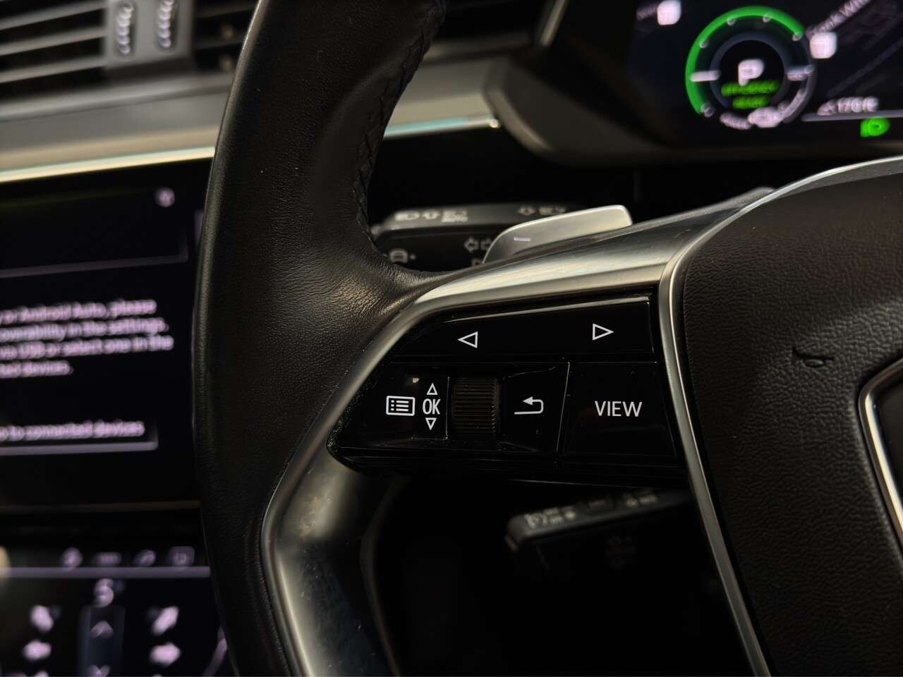 2022 AUDI E-TRON 2022 AUDI E-TRON