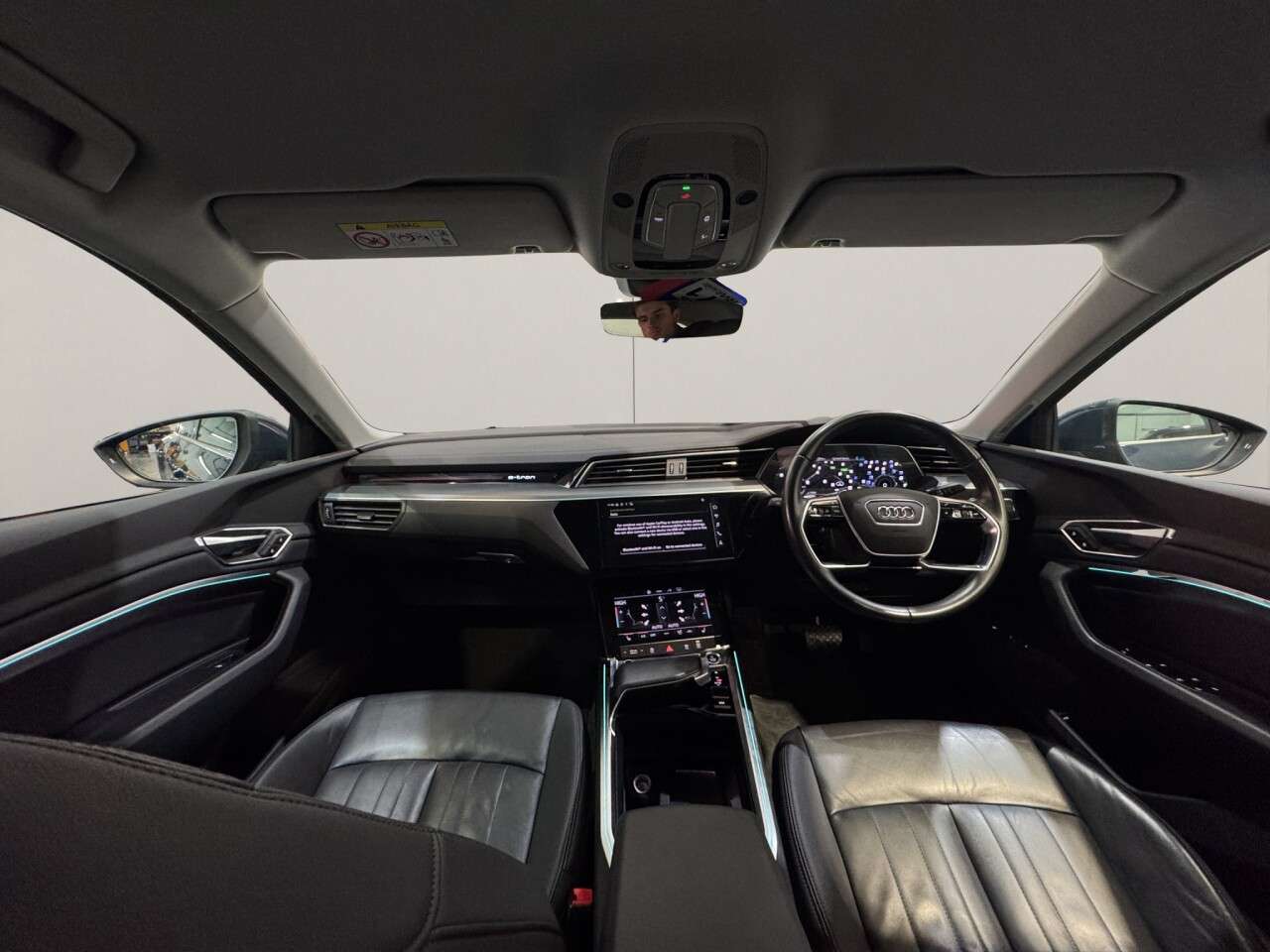 2022 AUDI E-TRON 2022 AUDI E-TRON