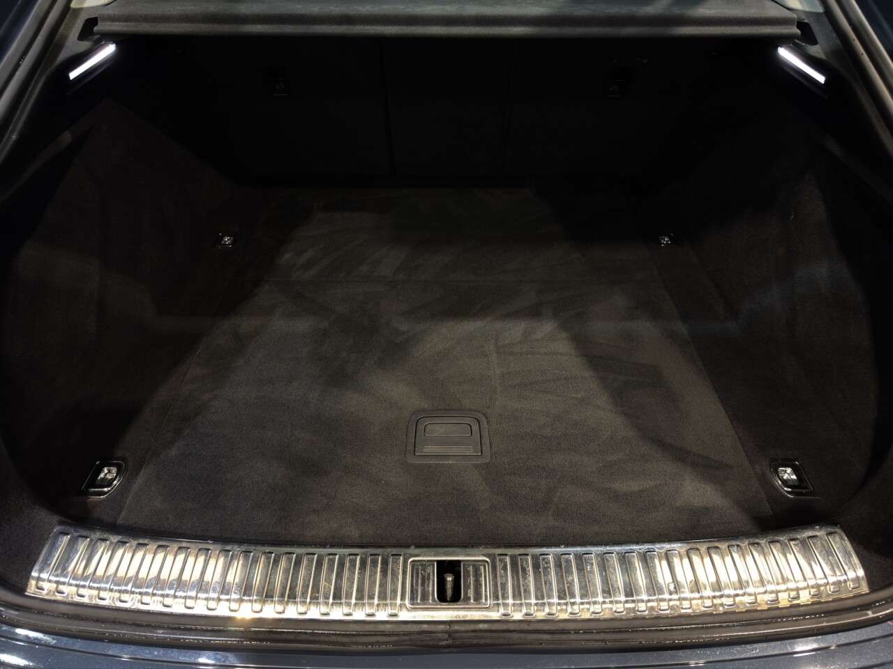 2022 AUDI E-TRON 2022 AUDI E-TRON