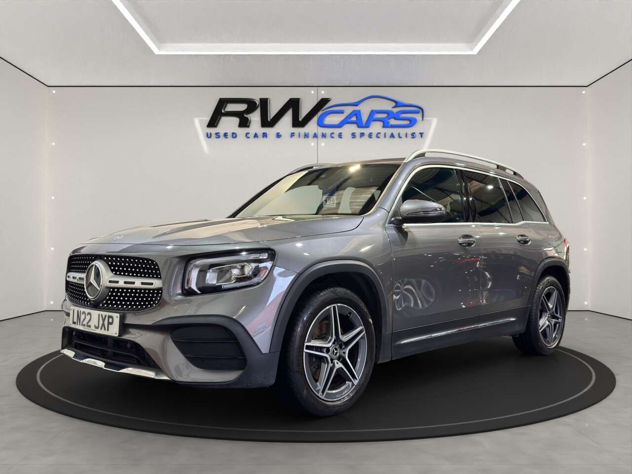 A 2022 MERCEDES-BENZ GLB 1.3 GLB200 AMG Line SUV 5dr Petrol 7G-DCT Euro 6 (s/s) (163 ps) A 2022 MERCEDES-BENZ GLB 1.3 GLB200 AMG Line SUV 5dr Petrol 7G-DCT Euro 6 (s/s) (163 ps)