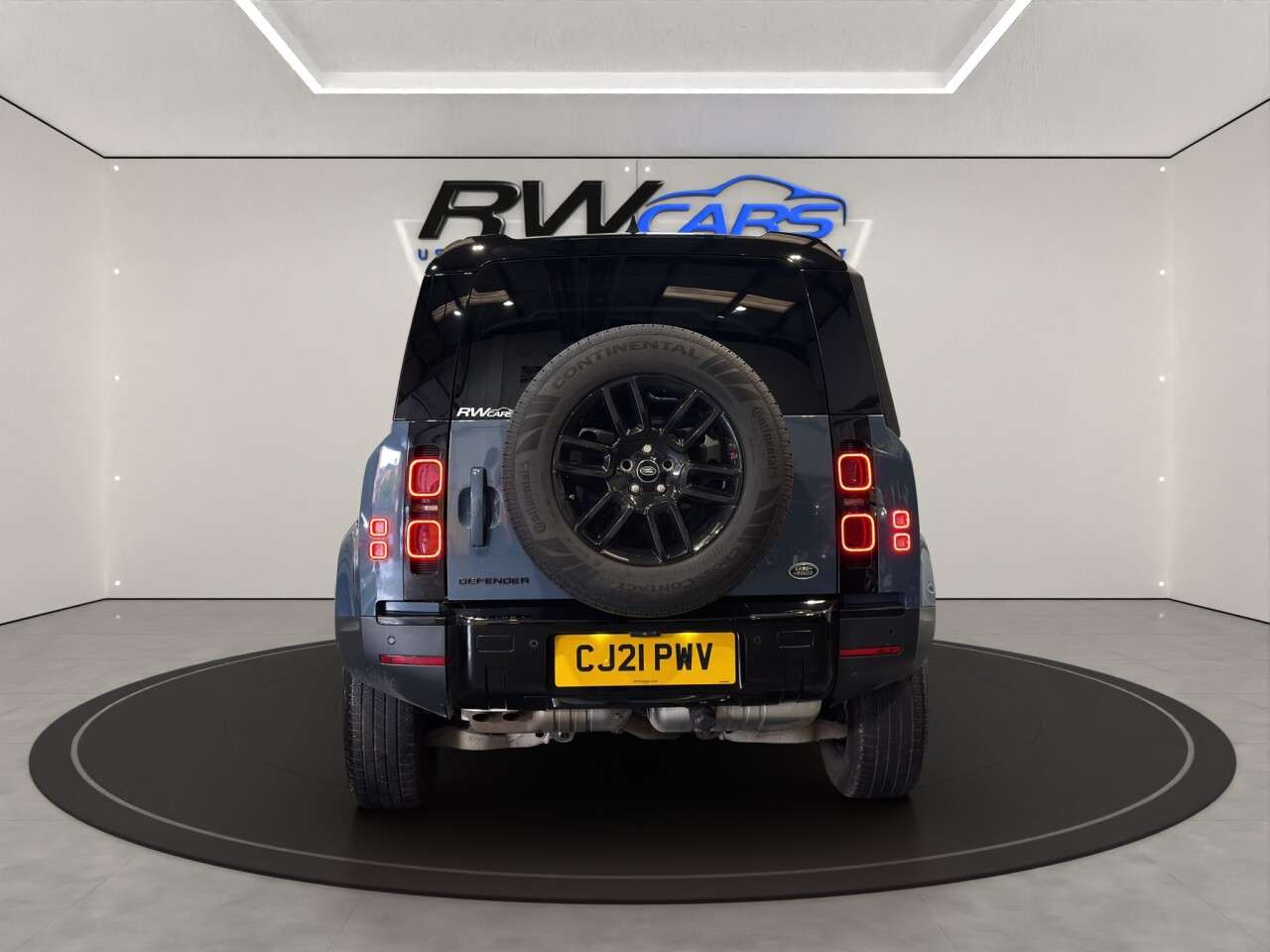 2021 LAND ROVER DEFENDER 110 2021 LAND ROVER DEFENDER 110