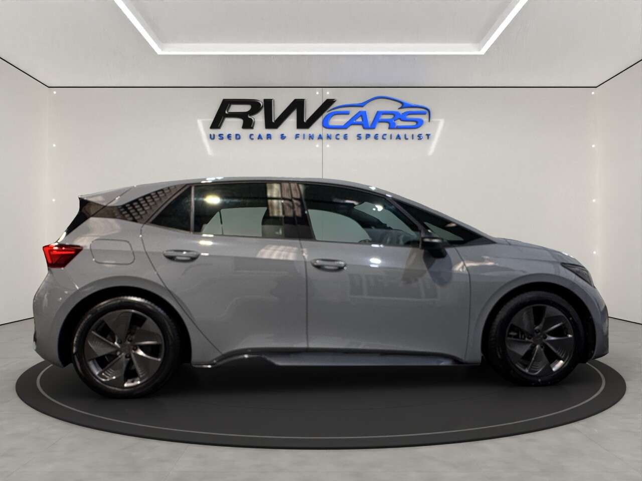 2023 CUPRA BORN 2023 CUPRA BORN
