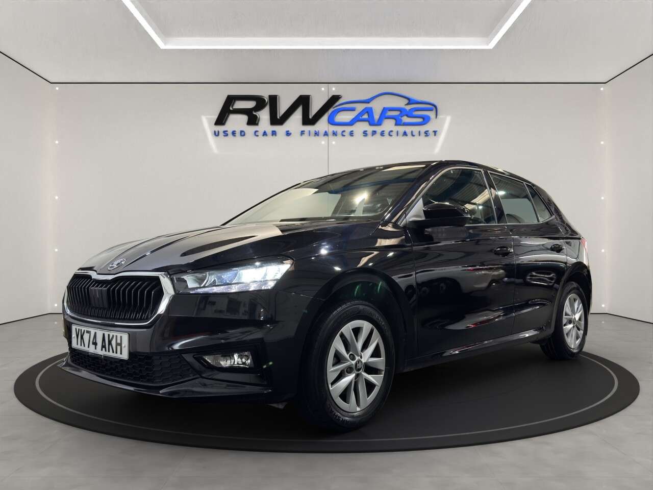 A 2025 SKODA FABIA 1.0 TSI SE Edition Hatchback 5dr Petrol Manual Euro 6 (s/s) (116 ps) A 2025 SKODA FABIA 1.0 TSI SE Edition Hatchback 5dr Petrol Manual Euro 6 (s/s) (116 ps)
