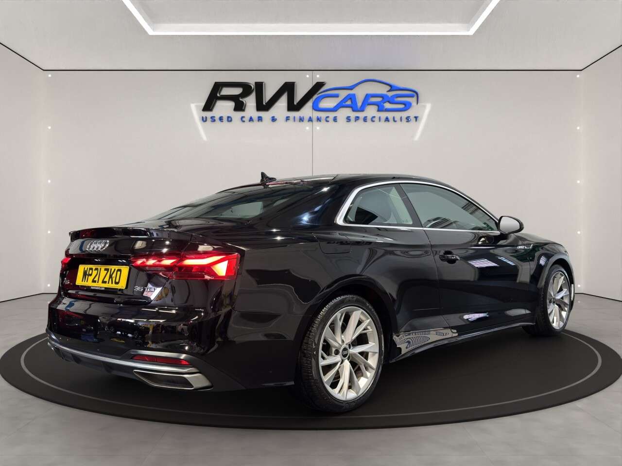 2021 AUDI A5 2021 AUDI A5