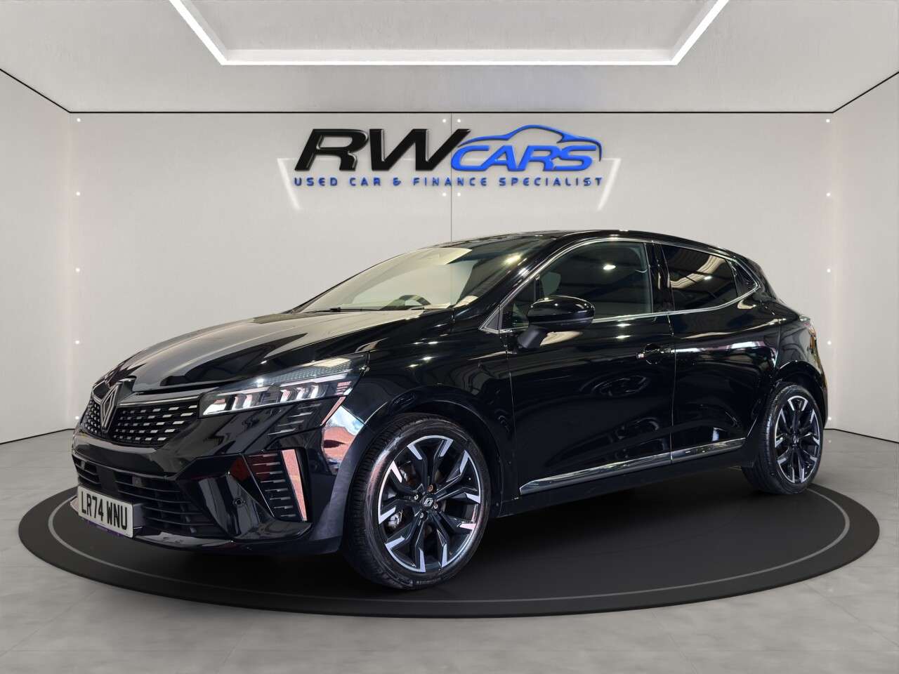 A 2024 RENAULT CLIO 1.6 E-TECH techno Hatchback 5dr Petrol Hybrid Auto Euro 6 (s/s) (145 ps) A 2024 RENAULT CLIO 1.6 E-TECH techno Hatchback 5dr Petrol Hybrid Auto Euro 6 (s/s) (145 ps)