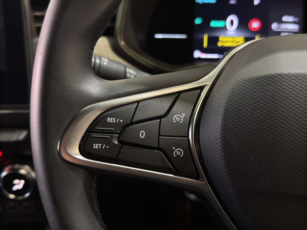 2024 RENAULT CLIO 2024 RENAULT CLIO