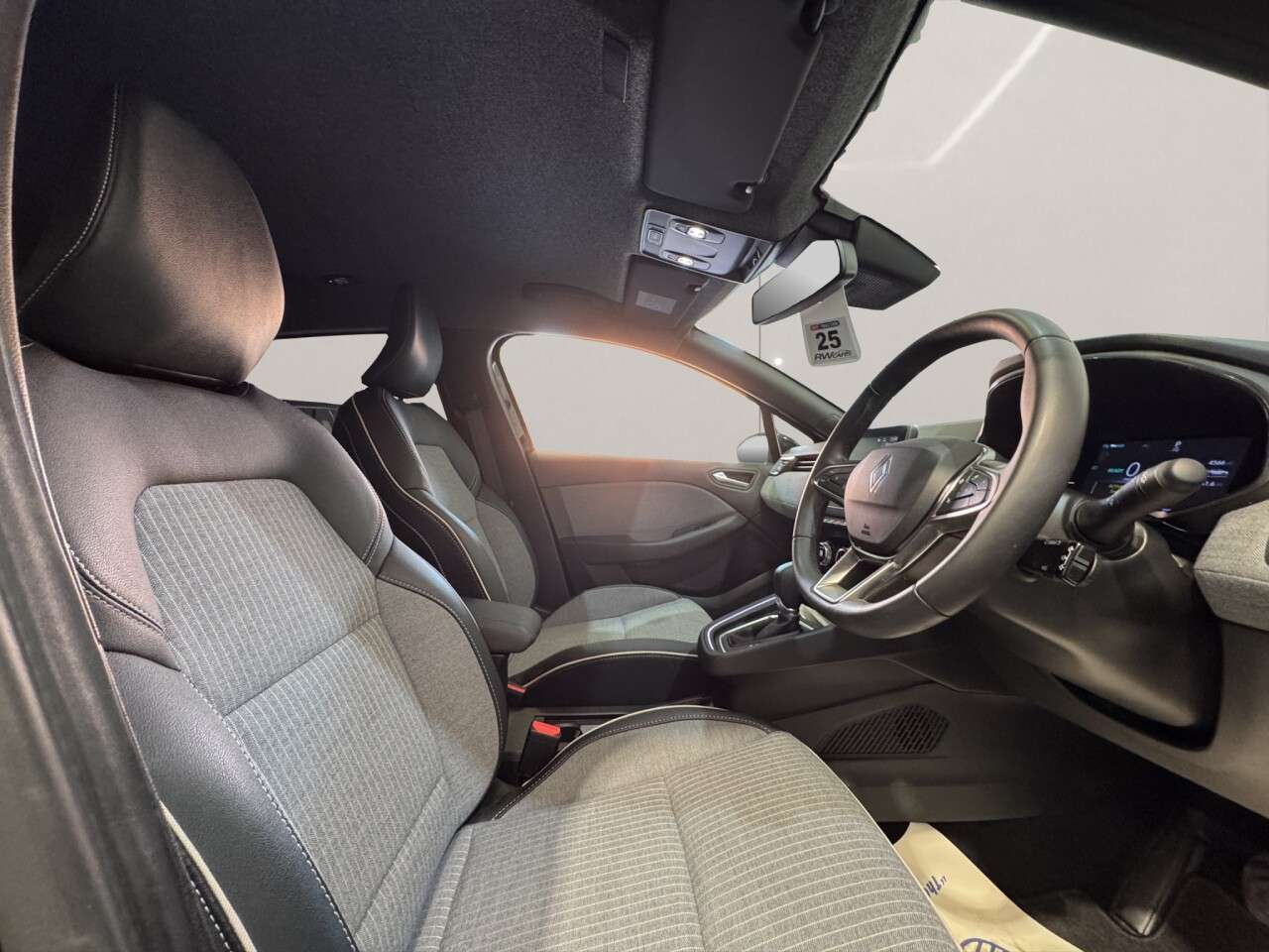 2024 RENAULT CLIO 2024 RENAULT CLIO