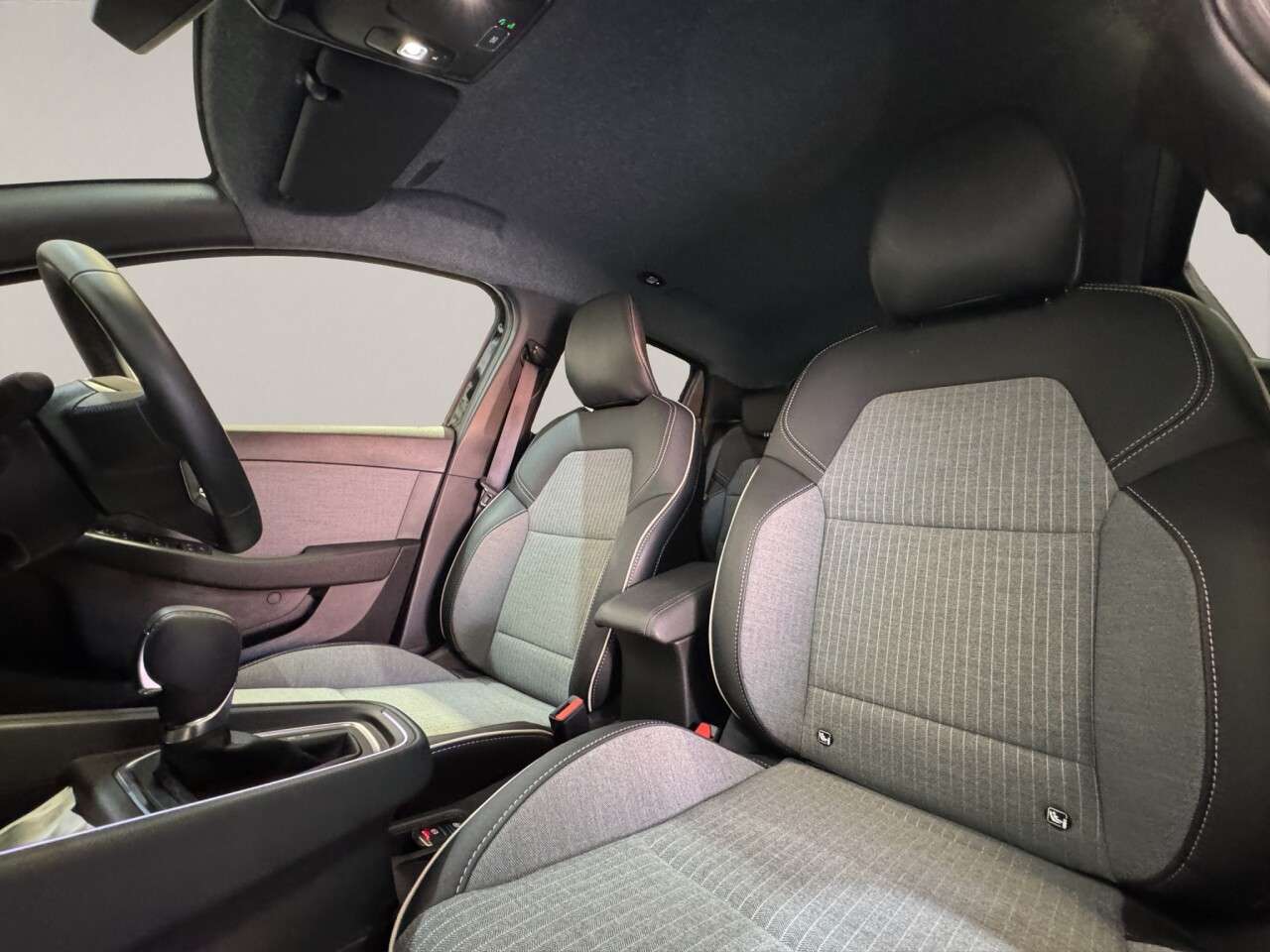 2024 RENAULT CLIO 2024 RENAULT CLIO