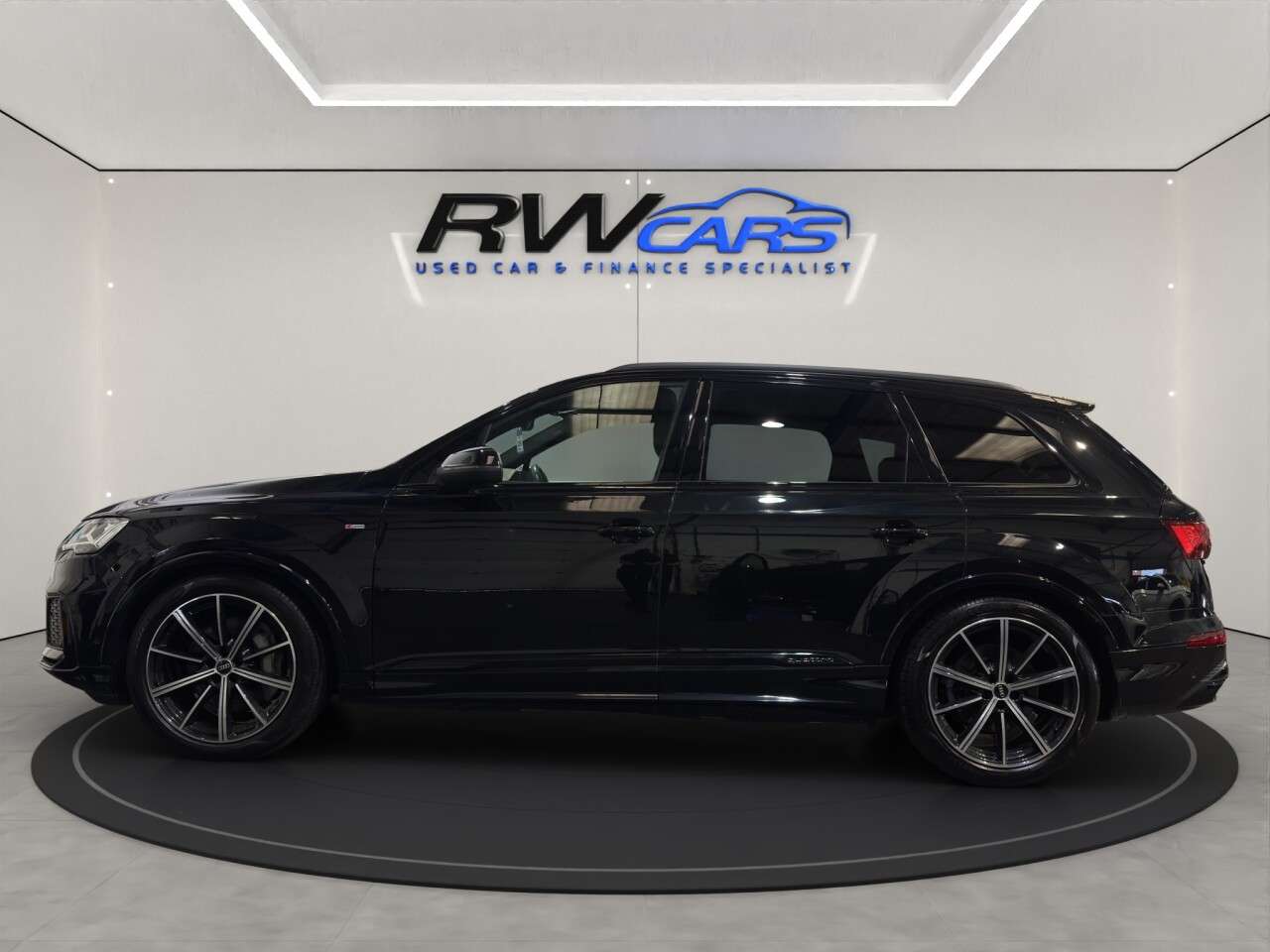 A 2022 AUDI Q7 3.0 TFSI V6 55 Black Edition SUV 5dr Petrol Tiptronic quattro Euro 6 (s/s) A 2022 AUDI Q7 3.0 TFSI V6 55 Black Edition SUV 5dr Petrol Tiptronic quattro Euro 6 (s/s)