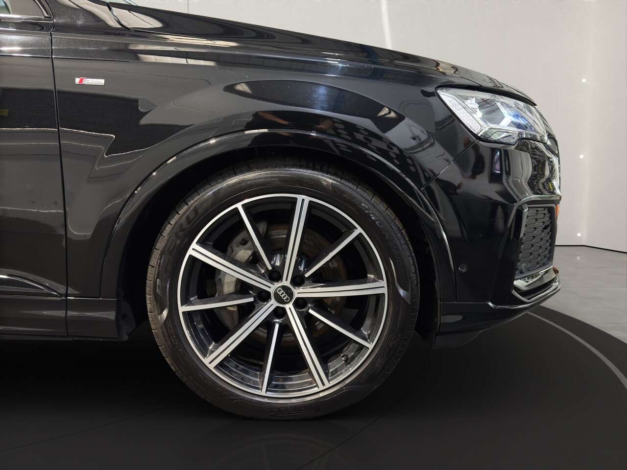 2022 AUDI Q7 2022 AUDI Q7