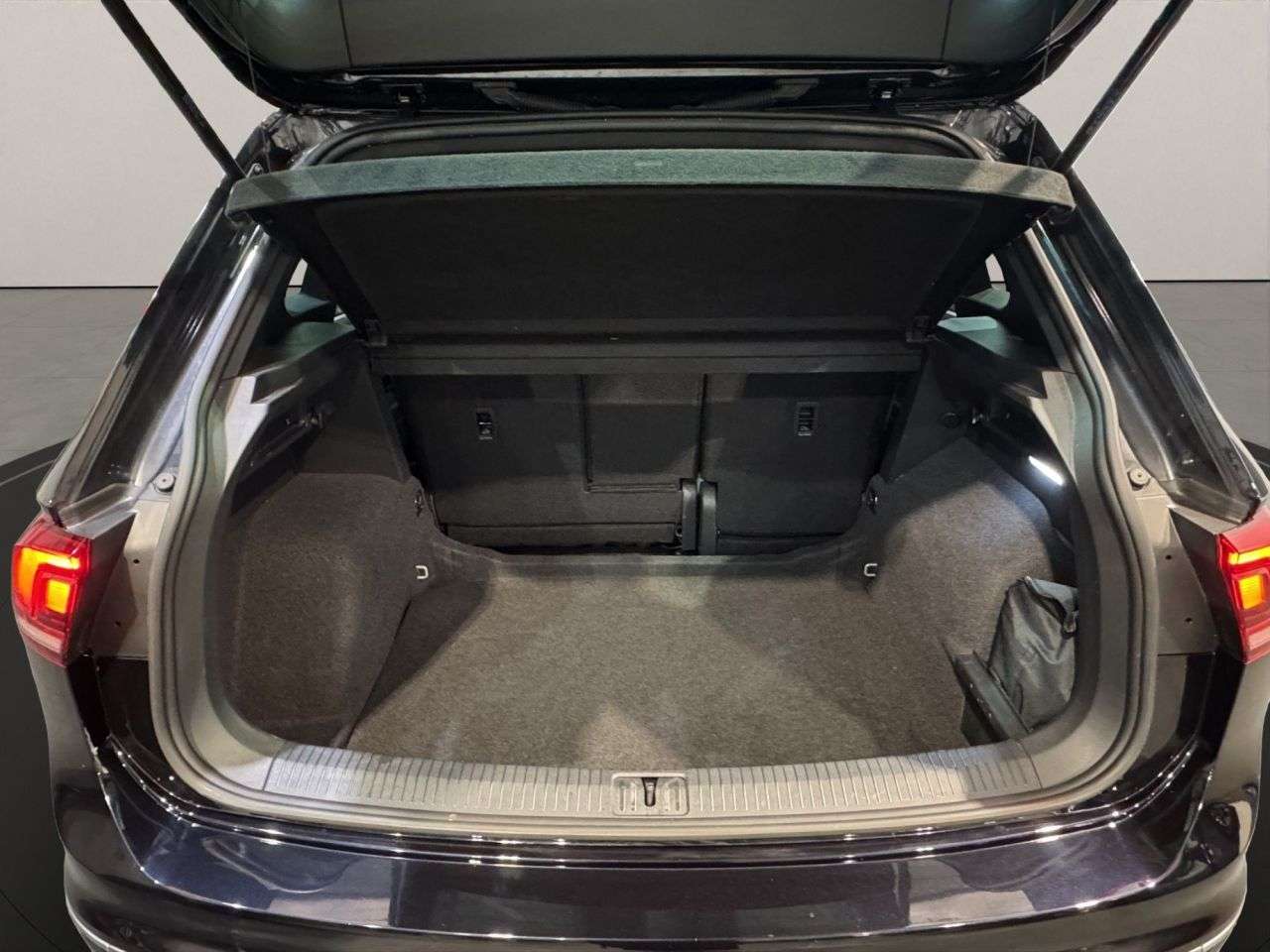 2023 VOLKSWAGEN TIGUAN 2023 VOLKSWAGEN TIGUAN