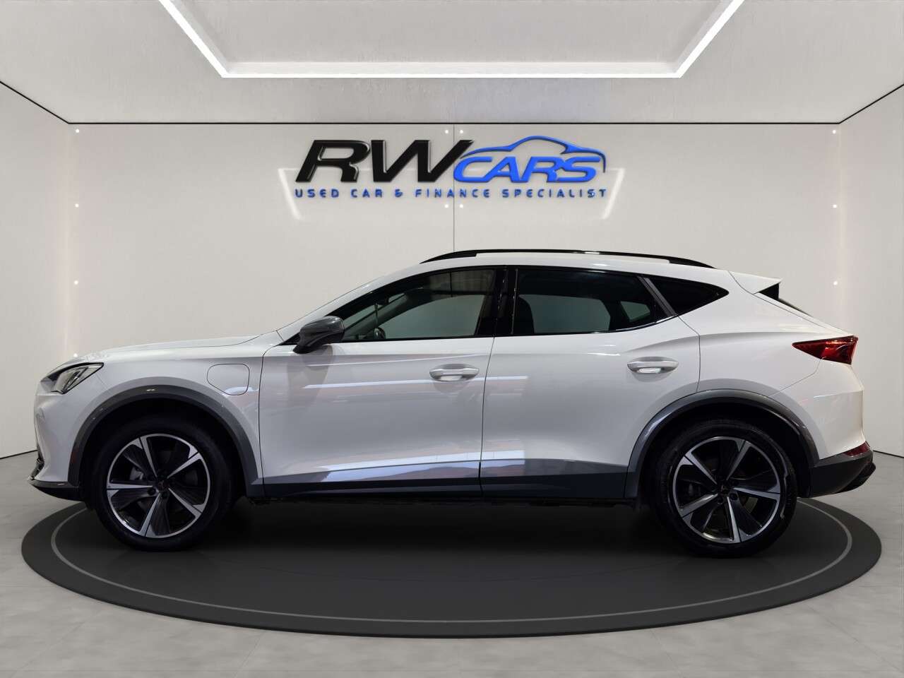 A 2024 CUPRA FORMENTOR 1.4 eHybrid 12.8kWh V1 SUV 5dr Petrol Plug-in Hybrid DSG Euro 6 (s/s) (204 A 2024 CUPRA FORMENTOR 1.4 eHybrid 12.8kWh V1 SUV 5dr Petrol Plug-in Hybrid DSG Euro 6 (s/s) (204