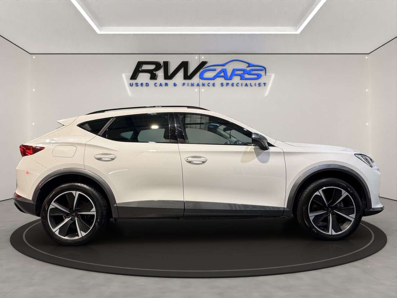 2024 CUPRA FORMENTOR 2024 CUPRA FORMENTOR