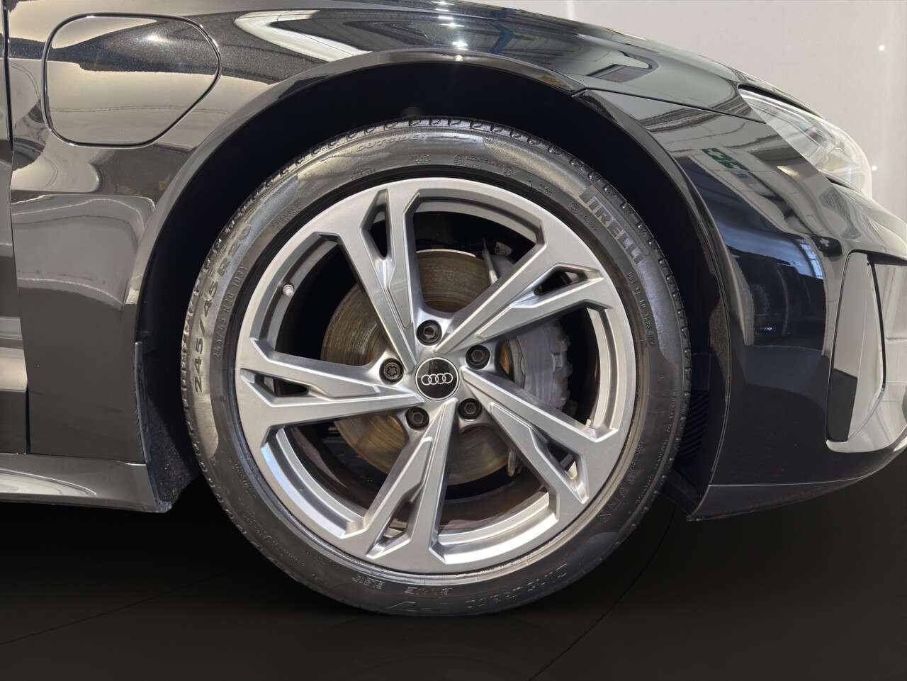 2024 AUDI E-TRON GT 2024 AUDI E-TRON GT