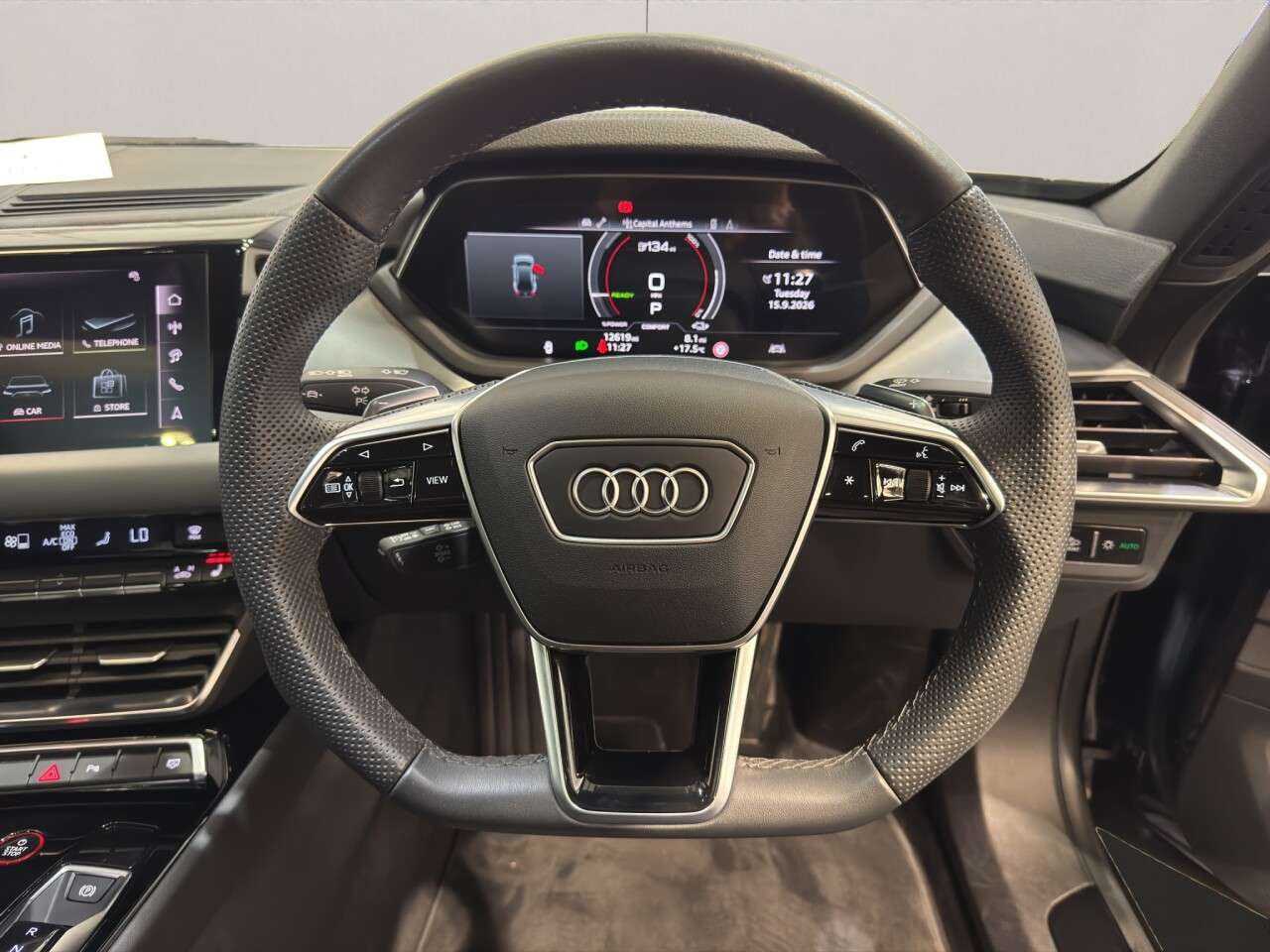 2024 AUDI E-TRON GT 2024 AUDI E-TRON GT