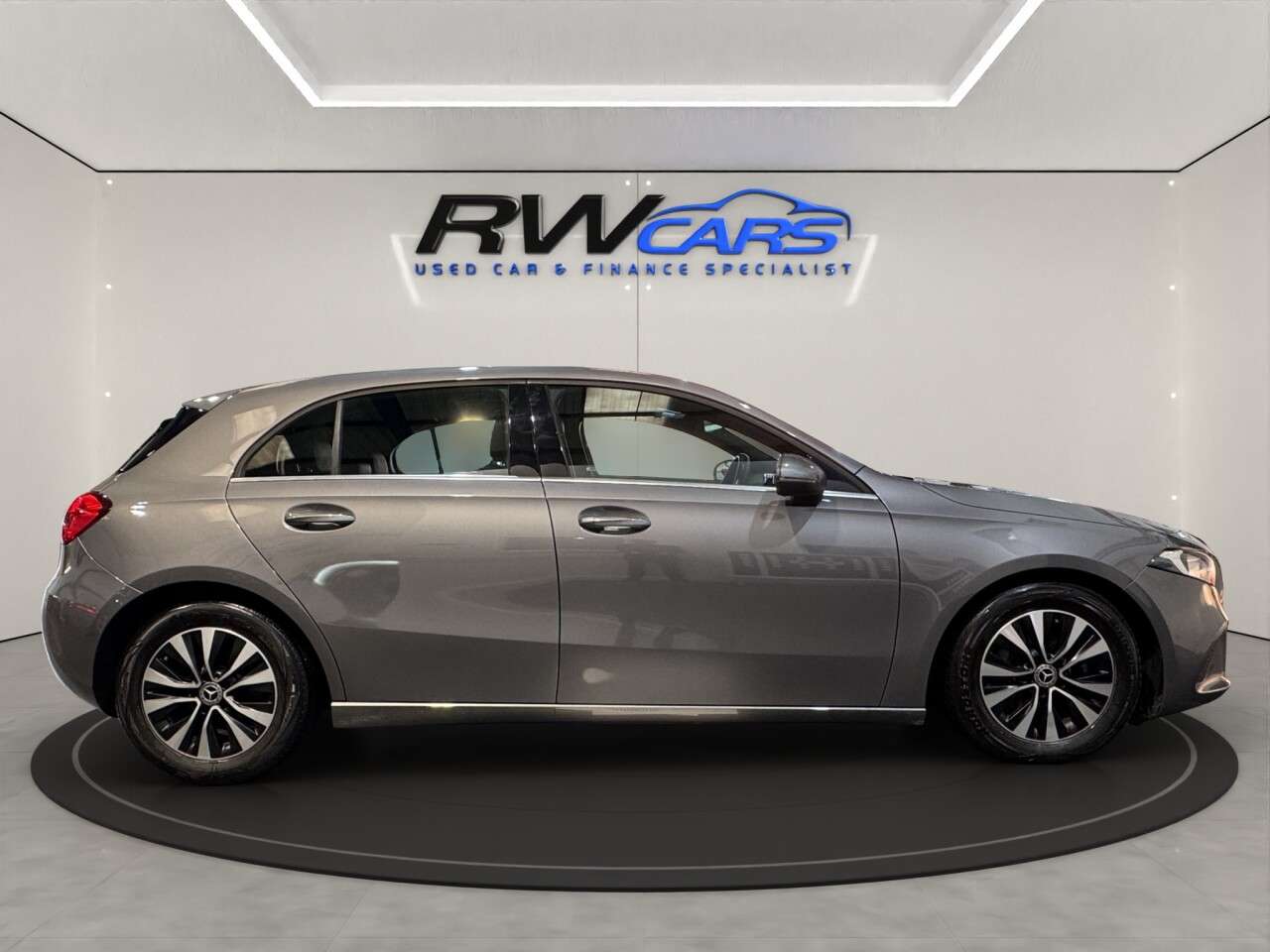 2021 MERCEDES-BENZ A CLASS 2021 MERCEDES-BENZ A CLASS
