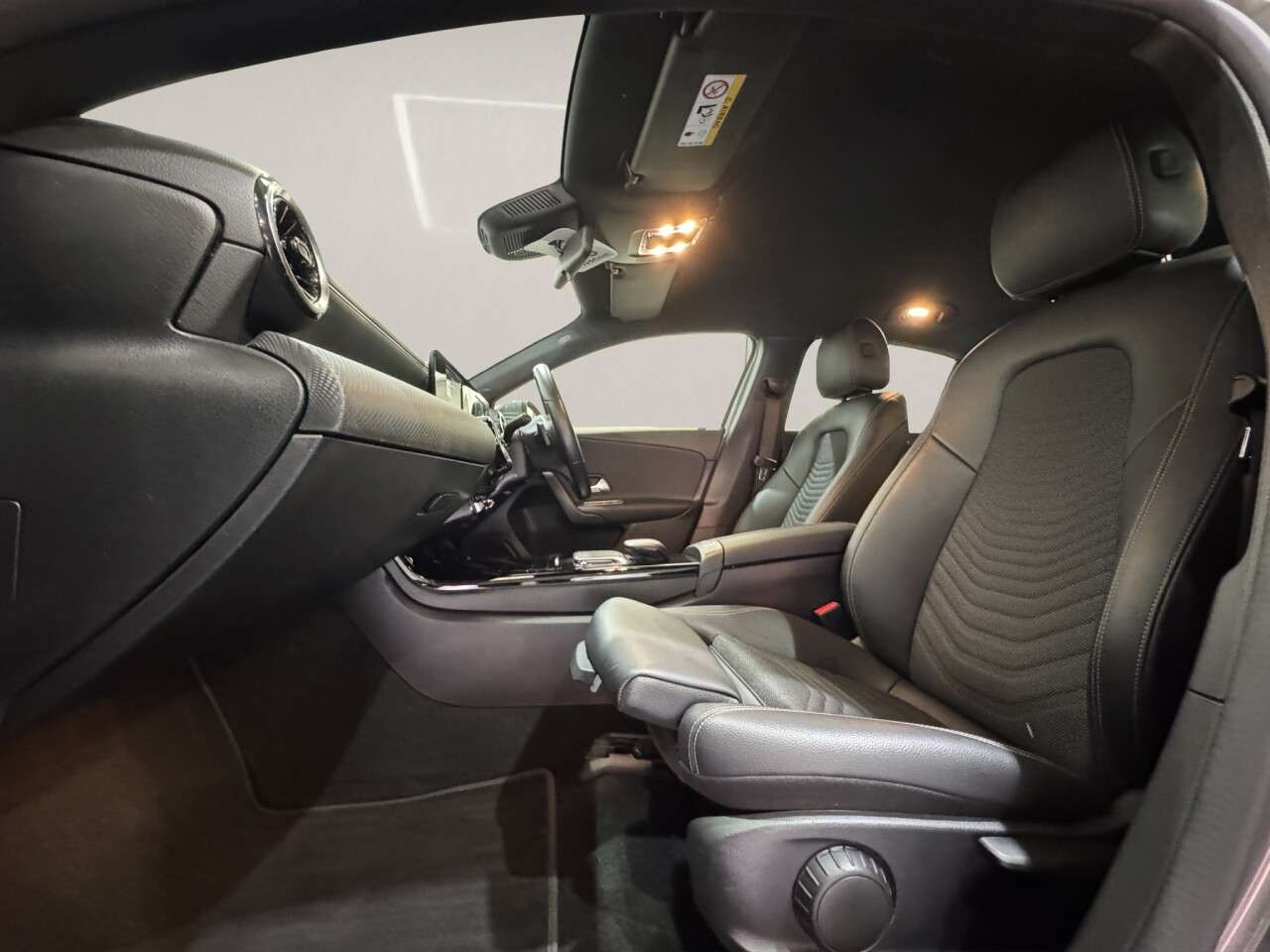 2021 MERCEDES-BENZ A CLASS 2021 MERCEDES-BENZ A CLASS