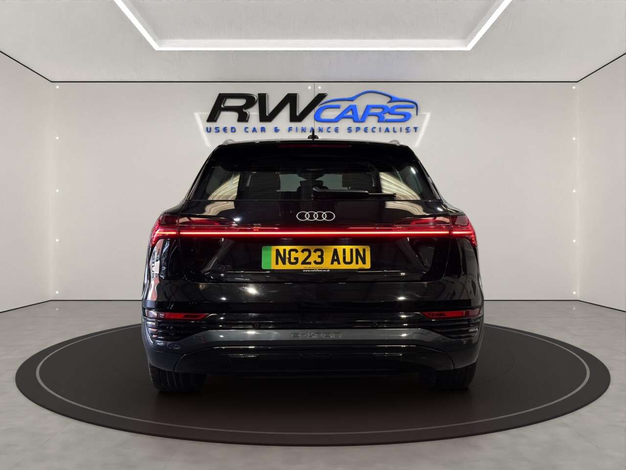 2023 AUDI Q8 E-TRON 2023 AUDI Q8 E-TRON
