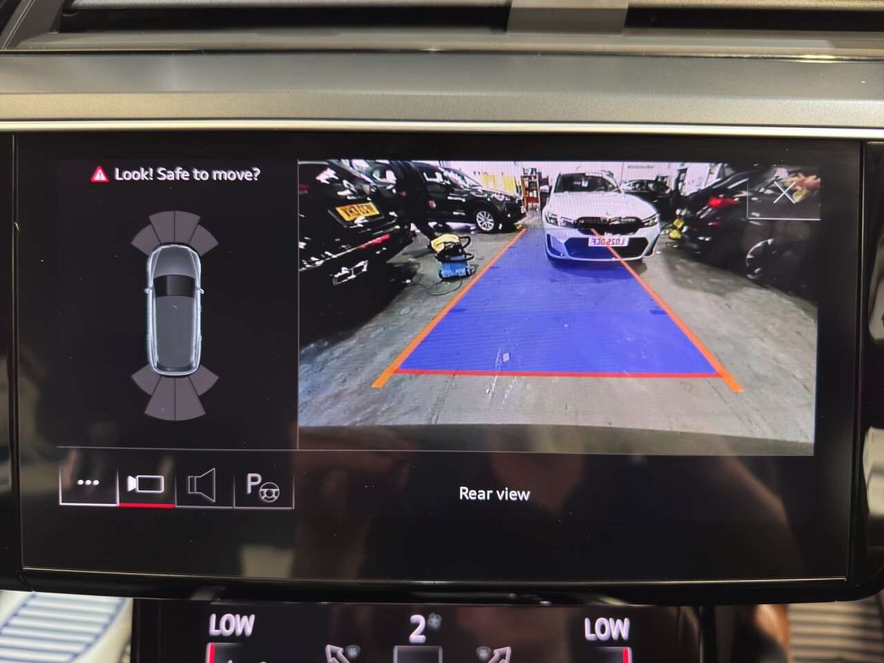 2023 AUDI Q8 E-TRON 2023 AUDI Q8 E-TRON